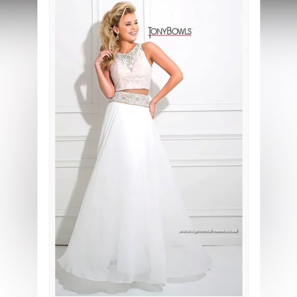 Tony Bowls TB11670 Ivory Two Piece Prom Dress Size 4 Beaded Lace White Gown